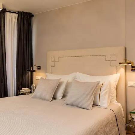 Artale 07 Design krevet i doručak 4*